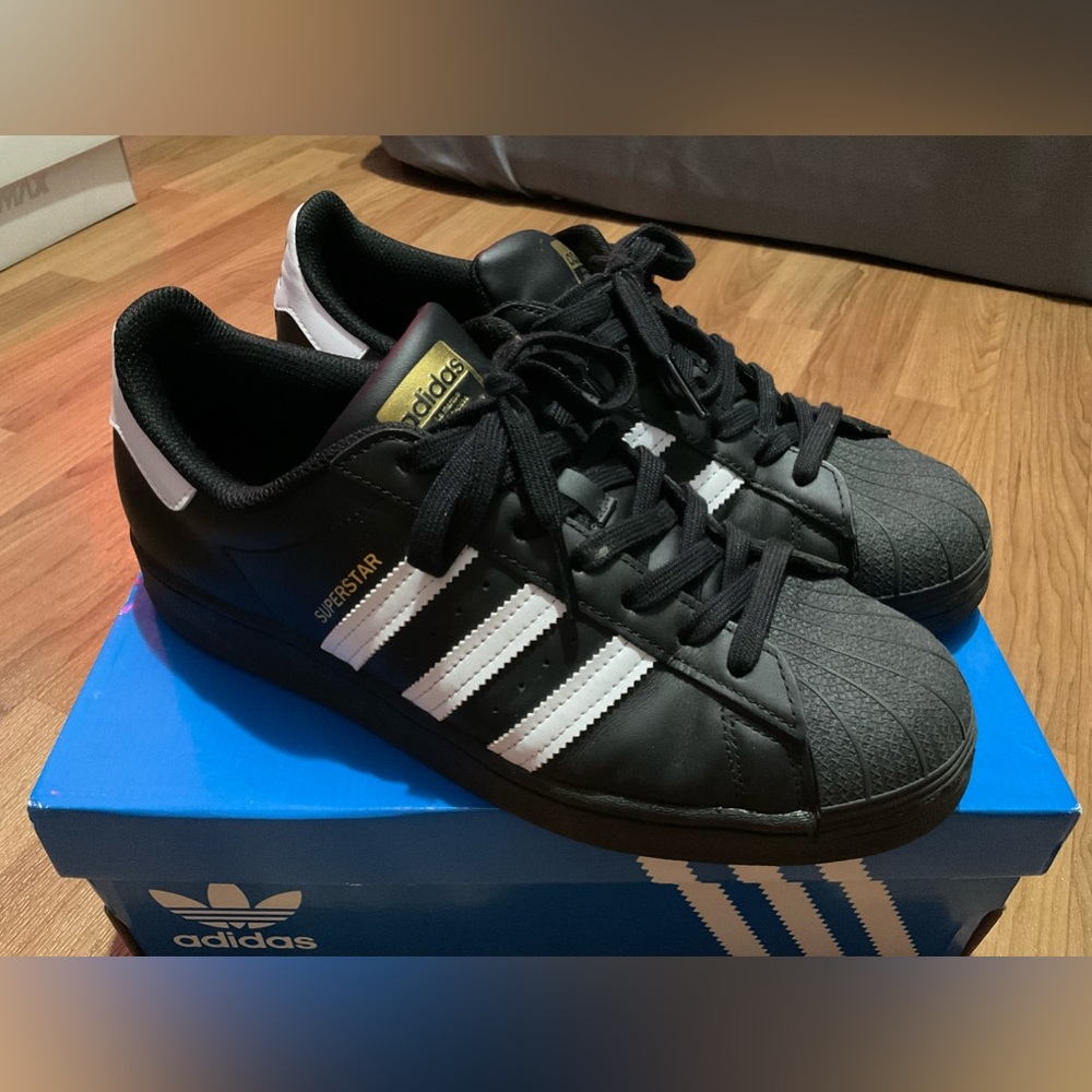 Adidas Originals Superstar size 9.5
